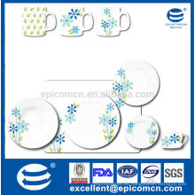 Diseño azul y blanco de la nueva llegada de la vajilla de la porcelana 20pcs / 30pcs con la taza de té y el platillo